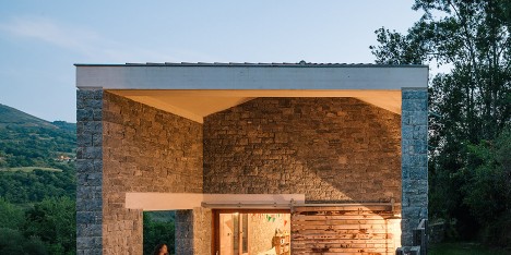 Casa Tmolo by PYO Arquitectos