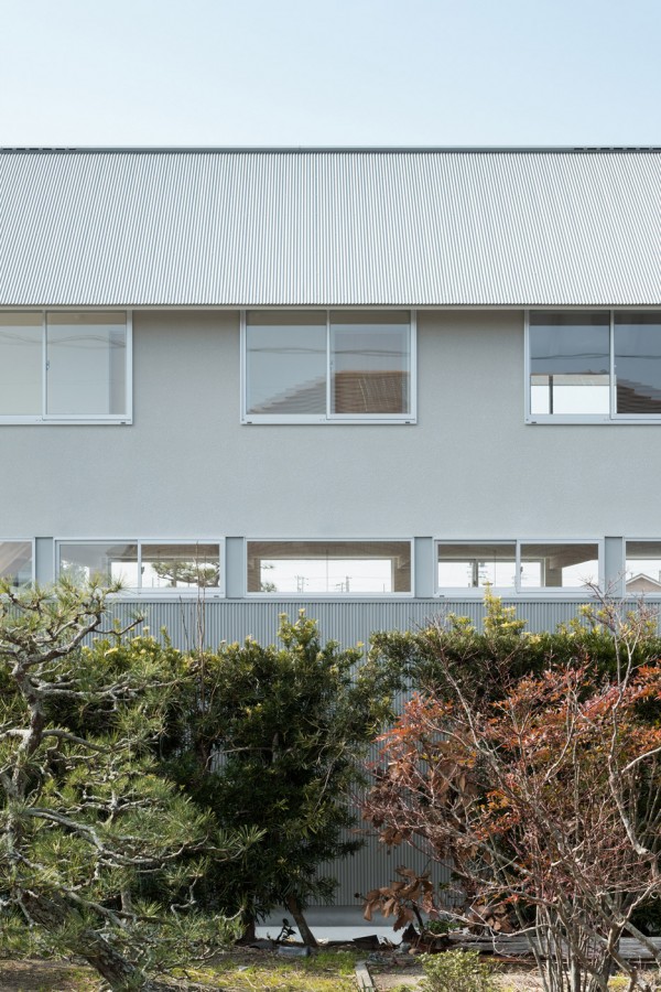 Floating House in Ogasa by Shuhei Goto Architects