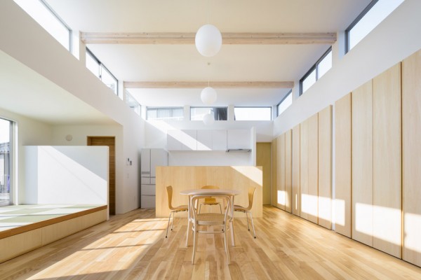 Floating House in Ogasa by Shuhei Goto Architects