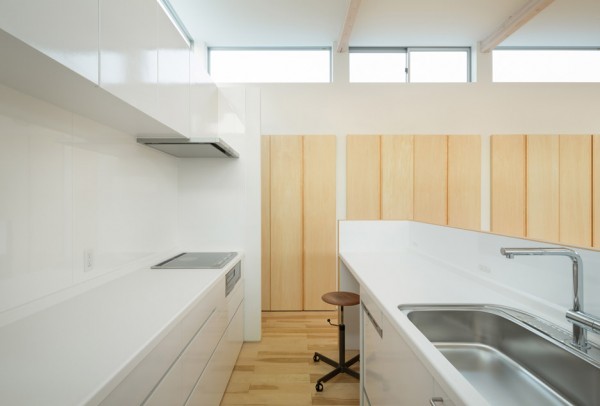 Floating House in Ogasa by Shuhei Goto Architects