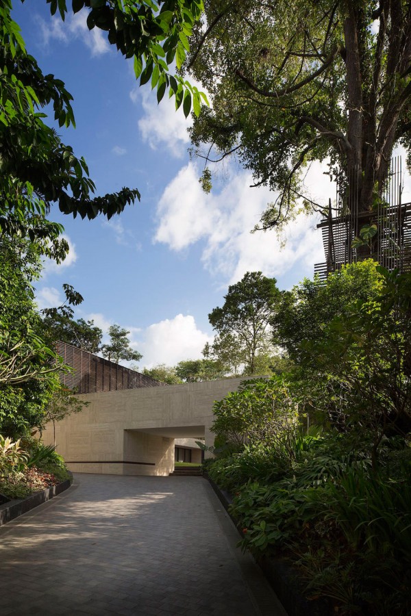 Gallop House by Formwerkz Architects