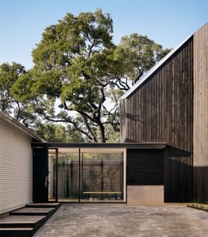 Hillside Residence by AlterStudio