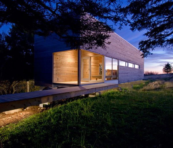 House 22 Spa by MacKay-Lyons Sweetapple