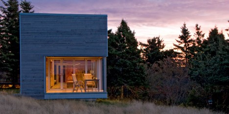 House 22 Spa by MacKay-Lyons Sweetapple