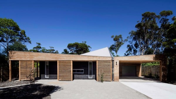 House In Somers by Adrian Bonomi Architect