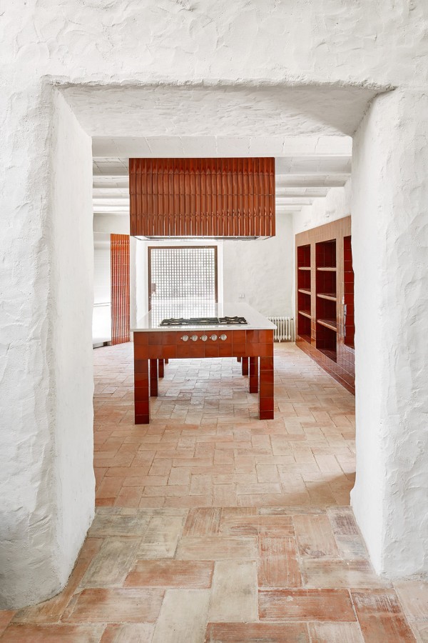 Renovation of a house in Emporda by Architectura G