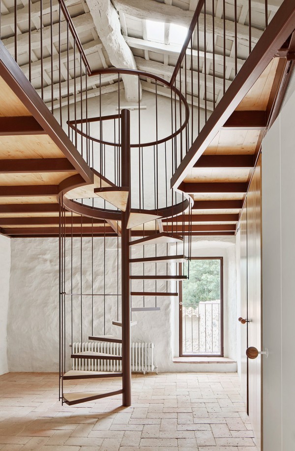 Renovation of a house in Emporda by Architectura G