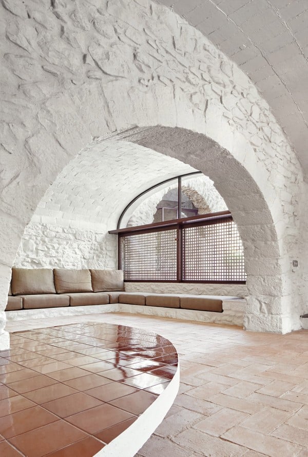 Renovation of a house in Emporda by Architectura G