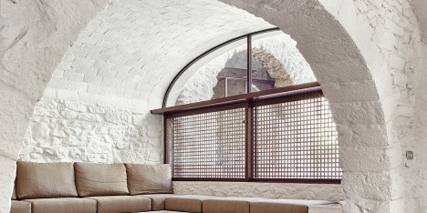 Renovation of a house in Emporda by Architectura G