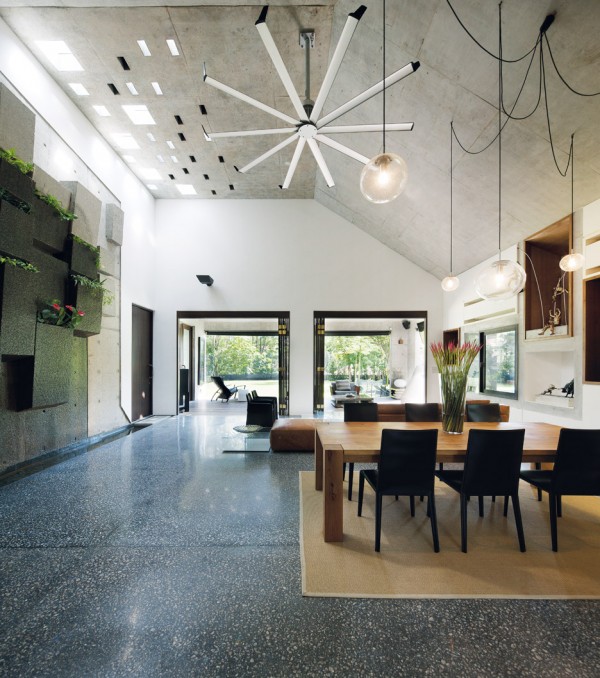 Leedon Park by Ipli Architects