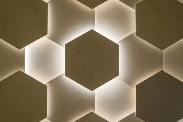Joshua Florquin adds hexagonal-patterend ceiling to Les Dada East hair salon in Paris