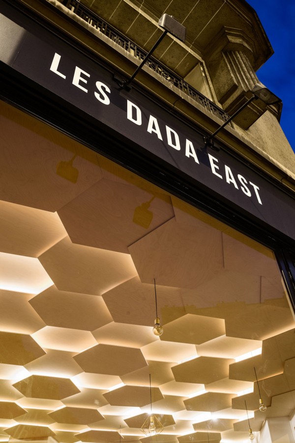 Joshua Florquin adds hexagonal-patterend ceiling to Les Dada East hair salon in Paris