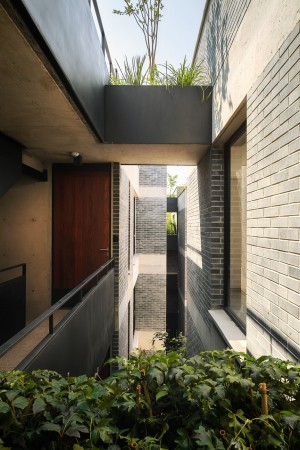 Liverpool 61 housing by MMX