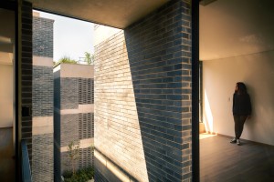 Liverpool 61 housing by MMX