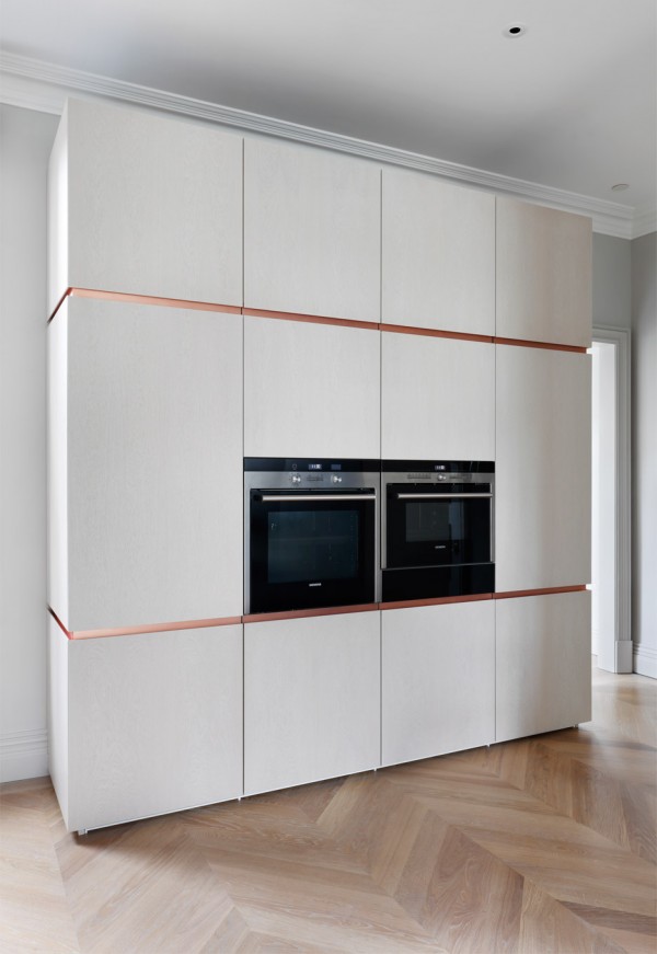 Maida Vale apartment by MWAI