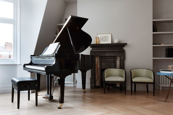 Maida Vale apartment by MWAI