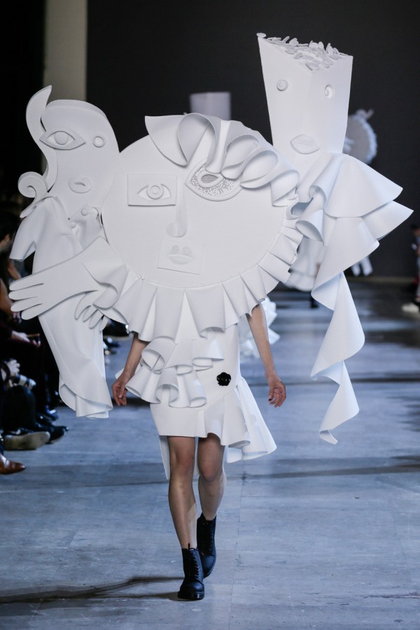 Viktor&Rolf Spring/Summer 2016 haute couture Cubist inspired collection