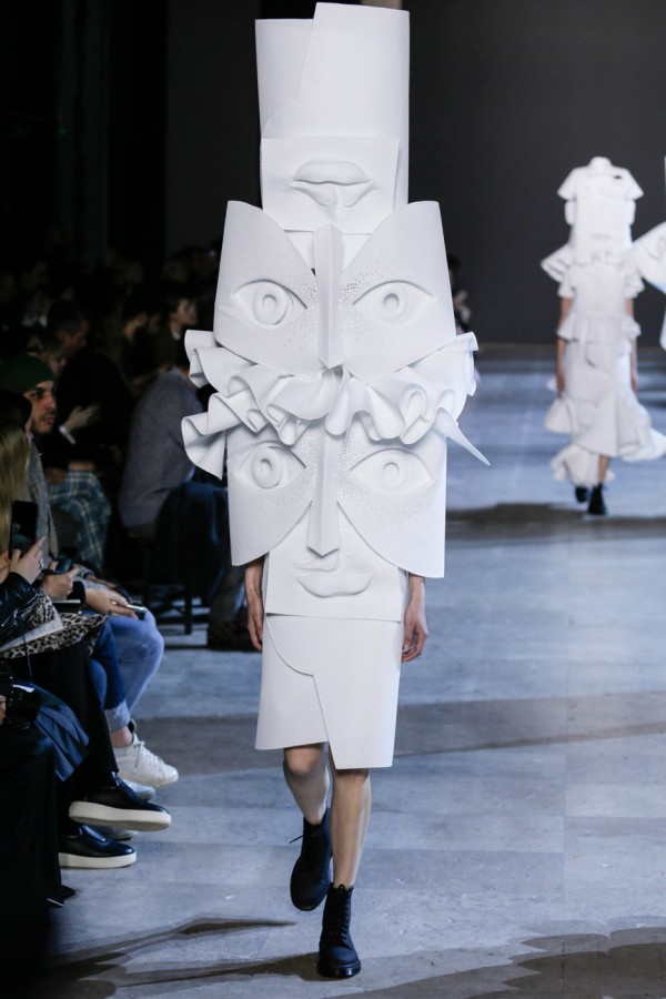 Viktor&Rolf Spring/Summer 2016 haute couture Cubist inspired collection
