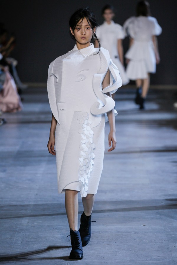 Viktor&Rolf Spring/Summer 2016 haute couture Cubist inspired collection