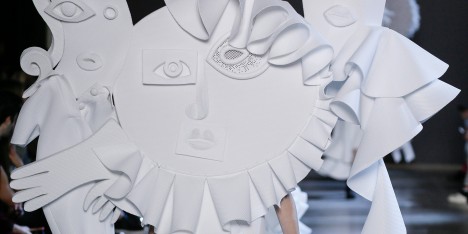 Viktor&Rolf Spring/Summer 2016 haute couture Cubist inspired collection