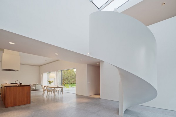 Villa J2 by Jonas Lindvall