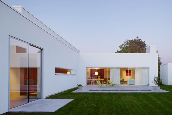 Villa J2 by Jonas Lindvall