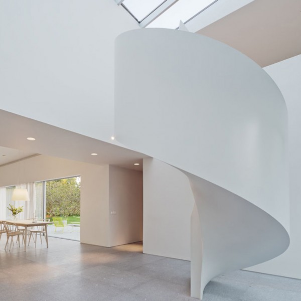 Villa J2 by Jonas Lindvall
