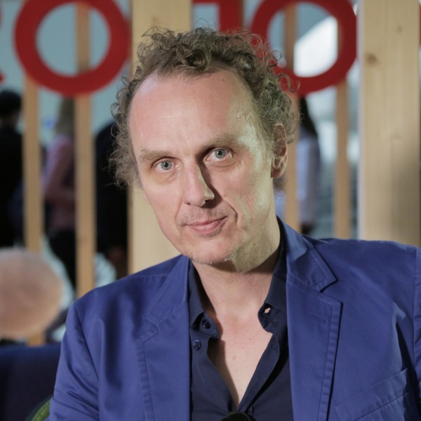 Richard Hutten portrait