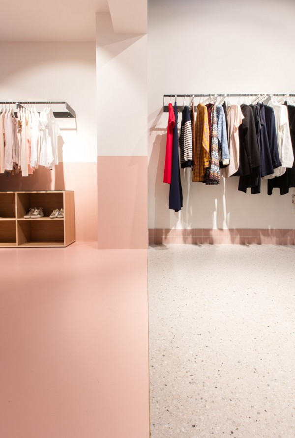 Step by Step boutique by Dialect