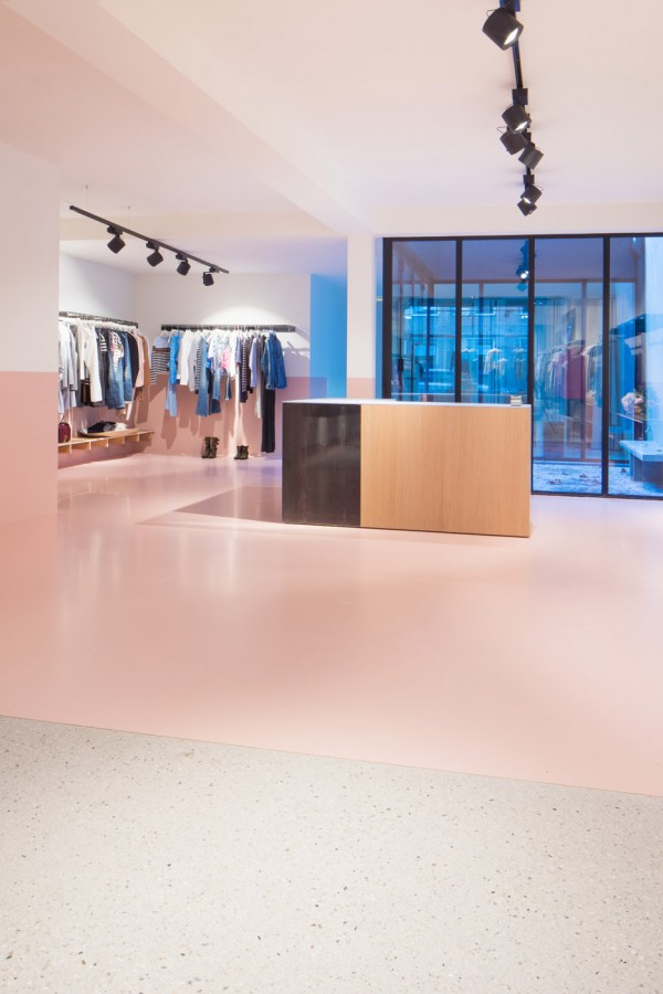 Step by Step boutique by Dialect