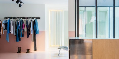 Step by Step boutique by Dialect