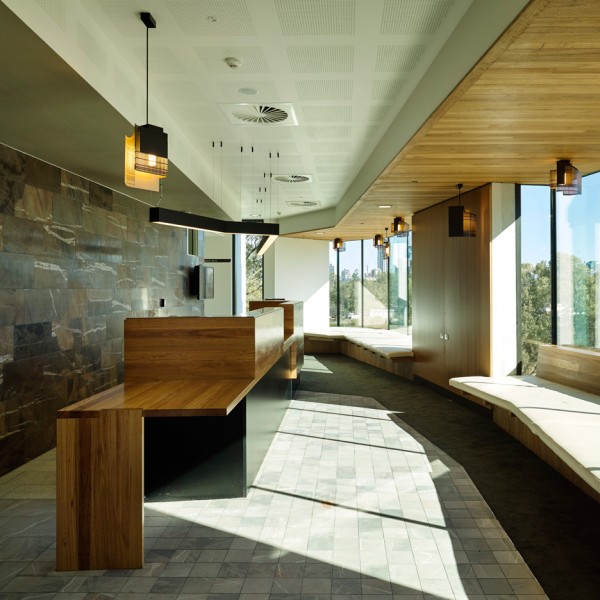 University of Queensland Oral Health Centre by Cox Rayner Architects