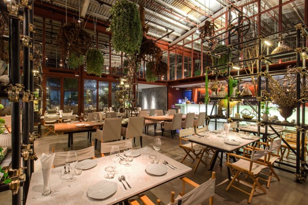 Vivarium restaurant in Bangkok by Hypothesis