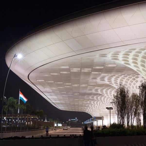 Terminal 2 building at Mumbai International Airport by SOM
