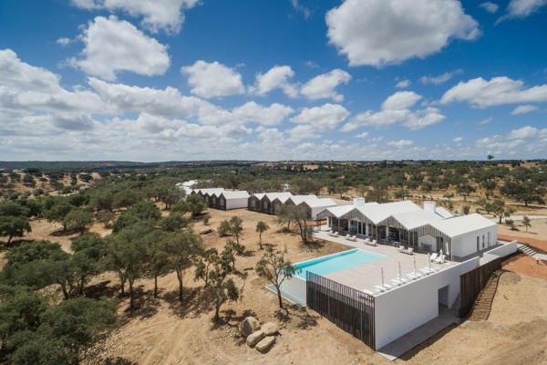 Sobreiras Alentejo Country Hotel by Future Architecture Thinking