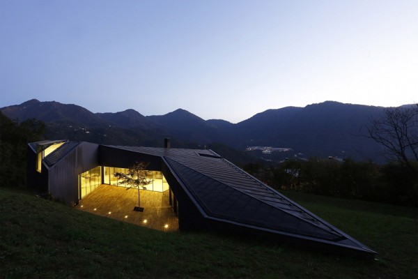 Alps Villa by Camillo Botticini Architetto