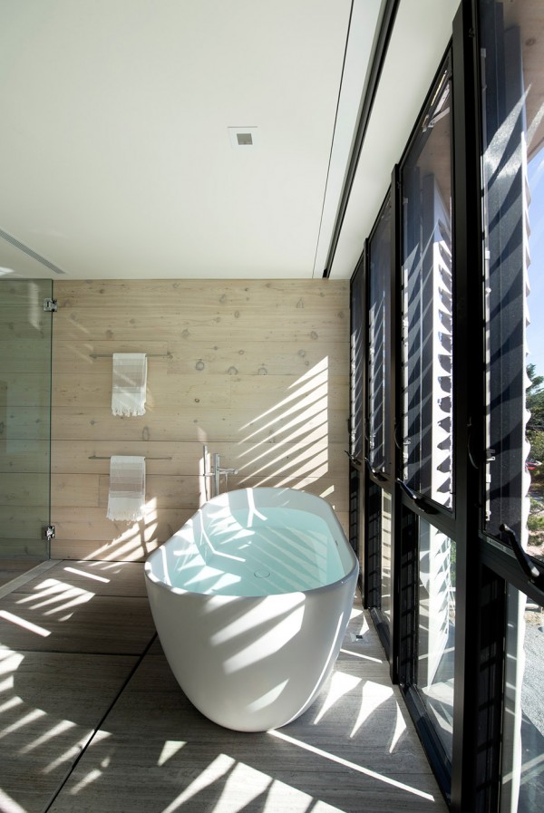 Amagansett Dunes House by Bates Masi Architects