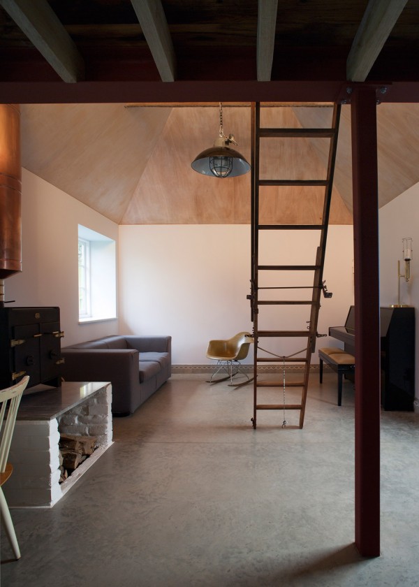 The Ancient Party Barn by Liddicoat & Goldhill in Kent, England