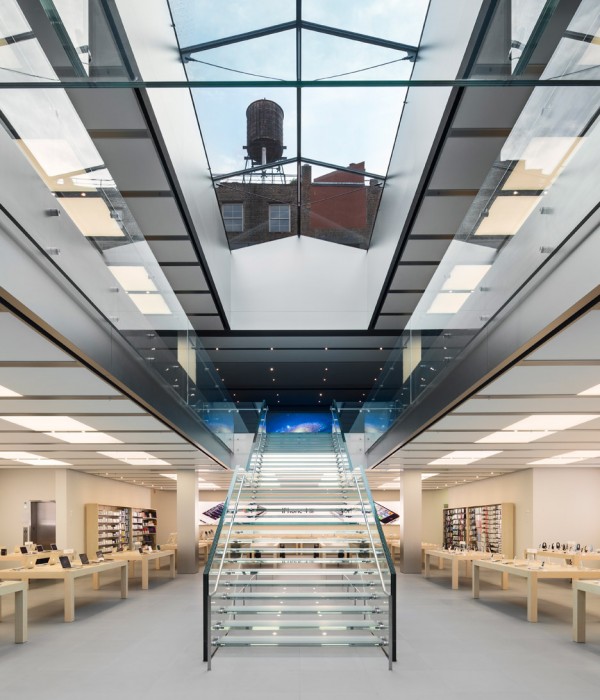 Apple receives New York preservation award