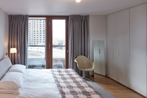 Barbican flat by Laurence Quinn