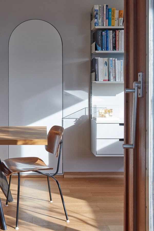 Barbican flat by Laurence Quinn