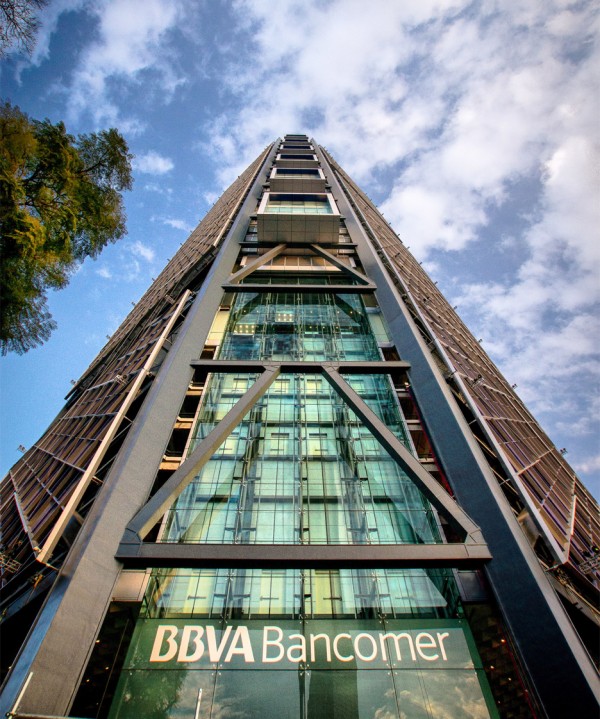 BBVA Bancomer Headquarters by Legorreta and Rogers