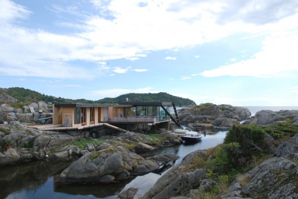 Cabin Lille Arøya by Lund Hagem