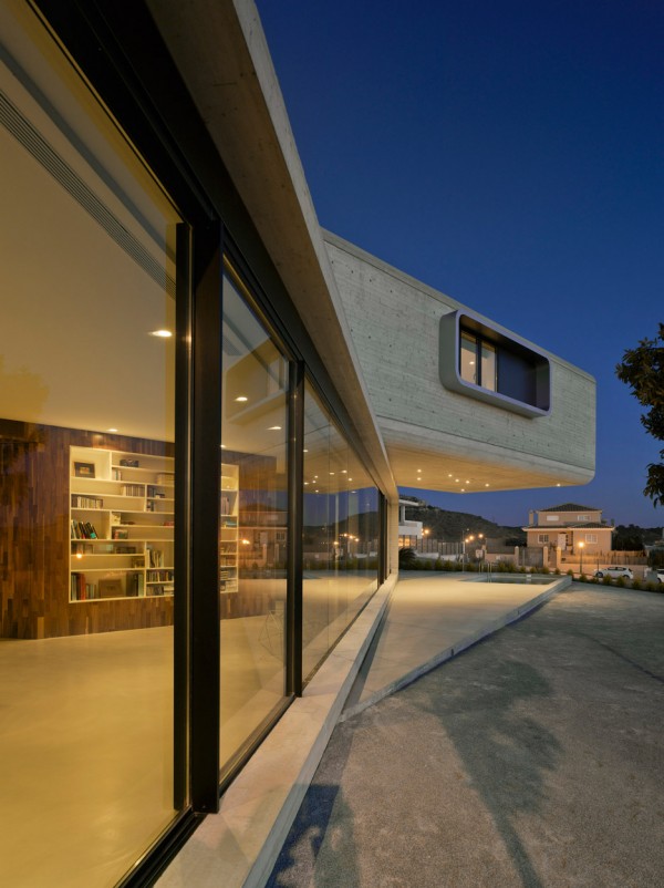 Crossed House by Clavel Arquitectos in Murcia, Spain
