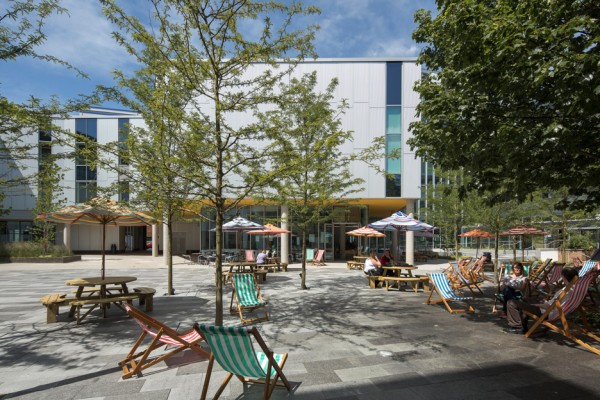 University of Portsmouth by Penoyre and Prasad