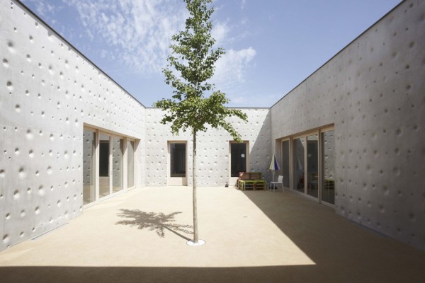 Epilepsy residential care home by Atelier Martel