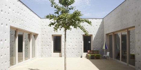 Epilepsy residential care home by Atelier Martel