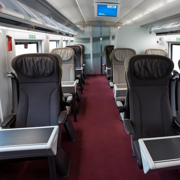 Eurostar redesign criticised by fashion's elite