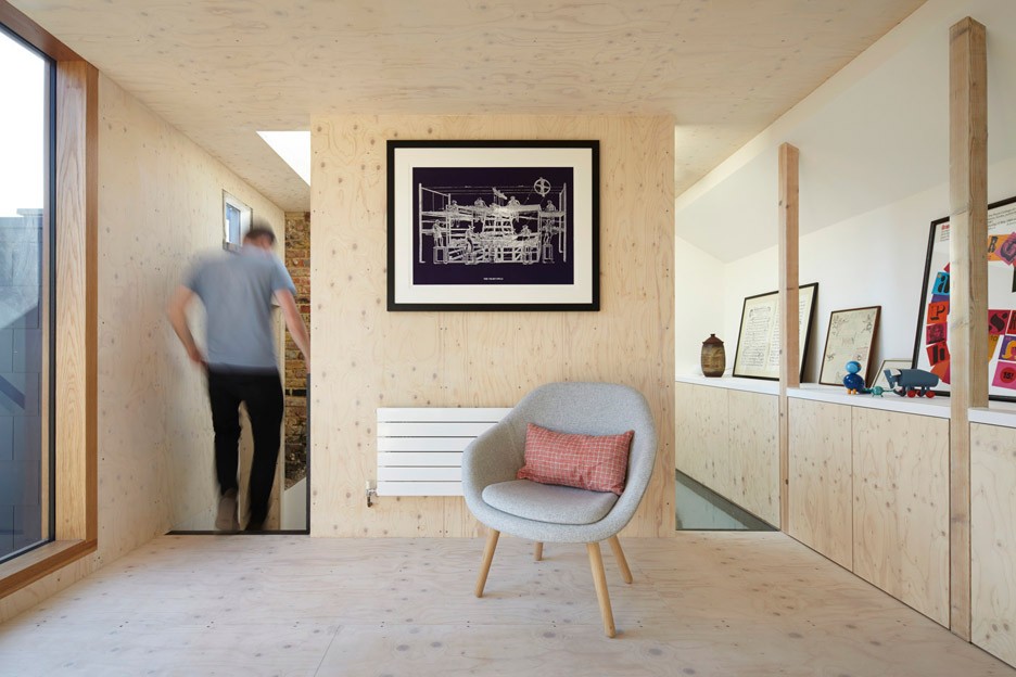 Gallery House Phase 2 by Studio Octupi