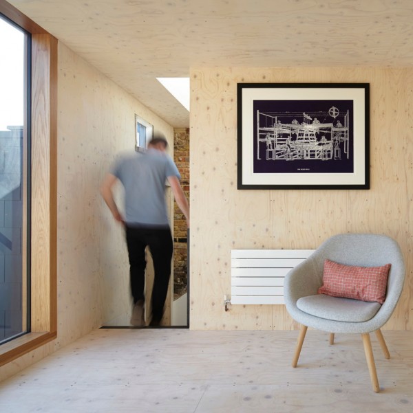 Gallery House Phase 2 by Studio Octupi